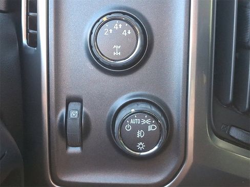 Used 2015 Chevrolet Silverado 2500 LTZ w/ Duramax Plus Package image 23