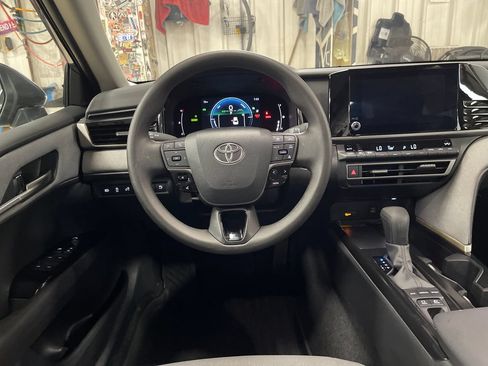 Certified 2025 Toyota Camry LE AWD/4WD image 16