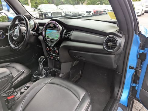 Used 2018 MINI Cooper Convertible FWD image 33