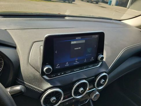 Used 2024 Nissan Sentra SV image 18