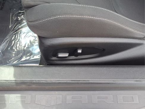 Used 2023 Chevrolet Camaro LT RWD image 21