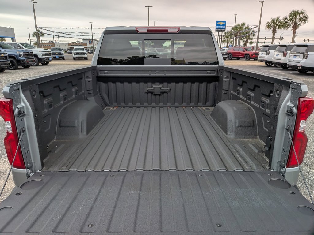 New 2026 Chevrolet Silverado 1500 RST w/ Dark Appearance Package AWD/4WD image 33
