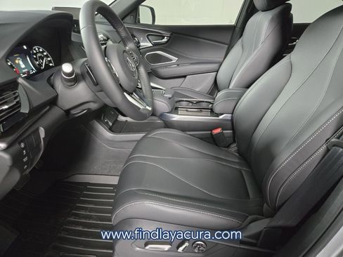 New 2026 Acura RDX SH-AWD image 12