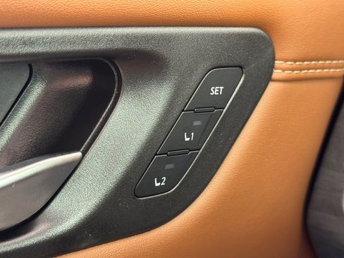 New 2026 Nissan Pathfinder Platinum AWD/4WD image 22