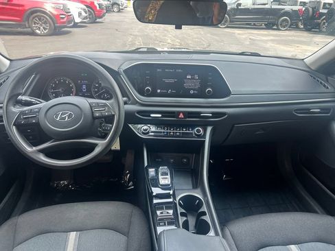Used 2021 Hyundai Sonata SE FWD image 15
