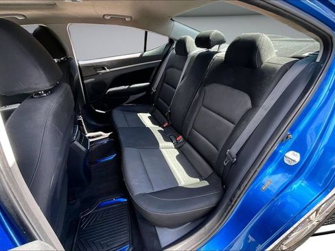 Used 2017 Hyundai Elantra Value Edition w/ Cargo Package FWD image 22