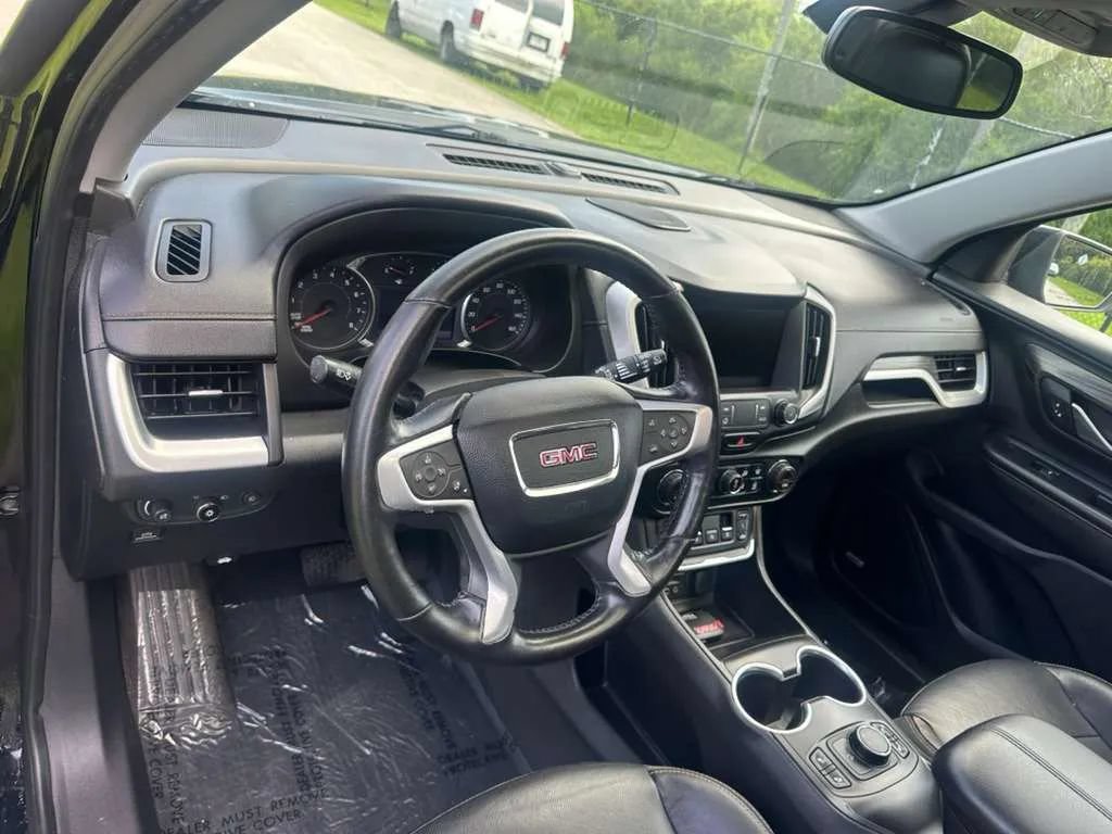 Used 2019 GMC Terrain SLT w/ Preferred Package FWD image 10