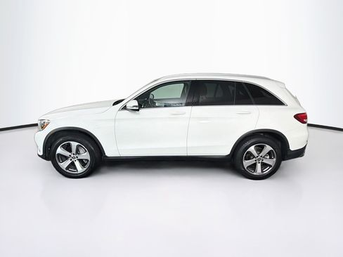 Used 2019 Mercedes-Benz GLC 300 4MATIC image 4