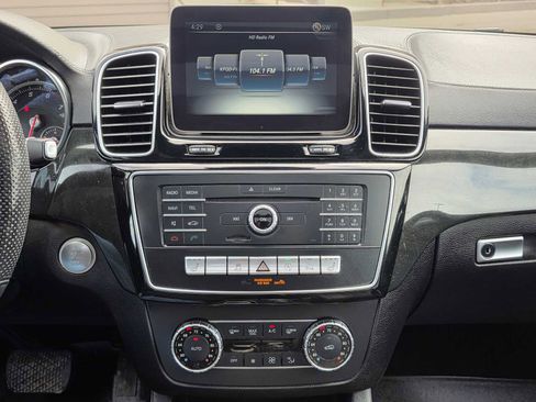 Used 2019 Mercedes-Benz GLS 450 4MATIC image 29