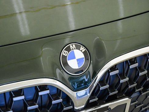 Certified 2023 BMW 430i Convertible w/ M Sport Package RWD image 8