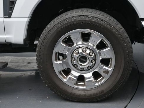 Used 2025 Ford F250 Lariat w/ Lariat Ultimate Package AWD/4WD image 36