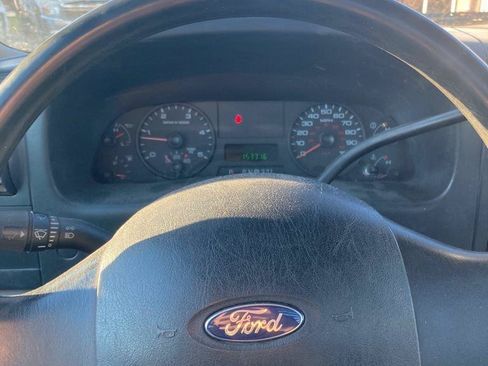 Used 2005 Ford F450 XL RWD image 4