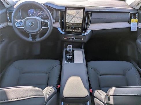New 2026 Volvo XC90 B5 Plus w/ Protection Package AWD/4WD image 16