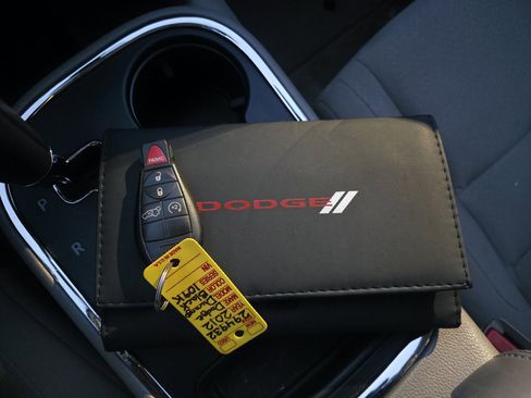 Used 2012 Dodge Durango Crew w/ Entry Nav/Commuter Group image 38