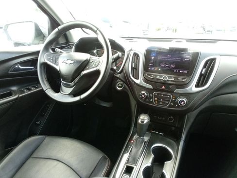 Used 2021 Chevrolet Equinox Premier image 16