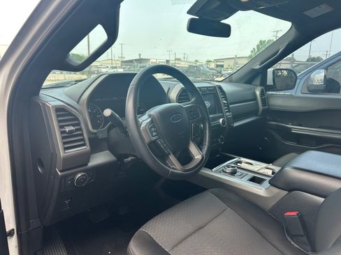 Used 2020 Ford Expedition XLT RWD image 9