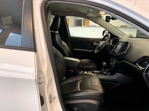 Used 2023 Jeep Cherokee Altitude Lux image 11