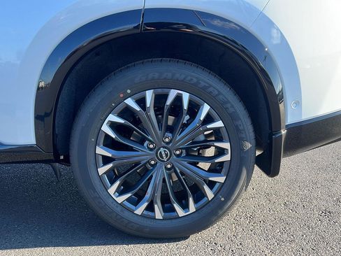 New 2026 Nissan Rogue Platinum w/ Platinum Premium Package image 9