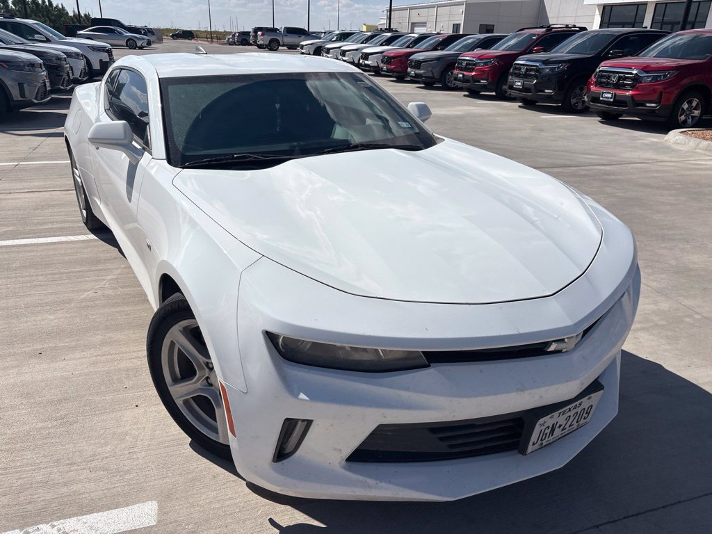 Used 2017 Chevrolet Camaro LT RWD image 14