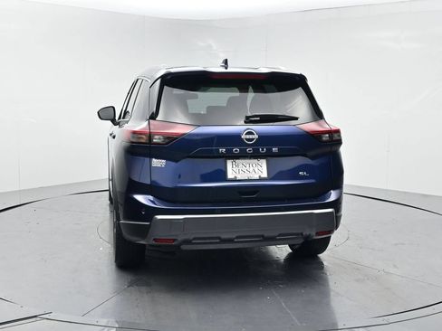 Used 2026 Nissan Rogue SL FWD image 19