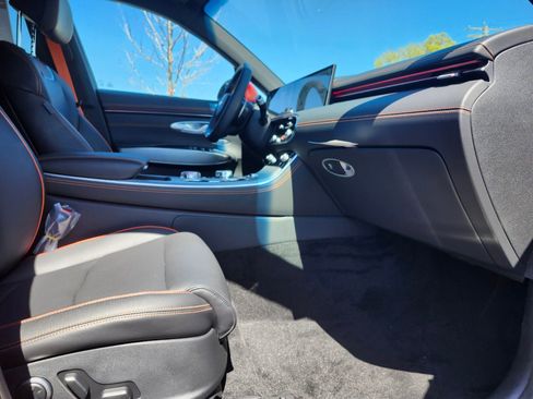 New 2026 Genesis GV70 2.5T Sport Prestige AWD/4WD image 11