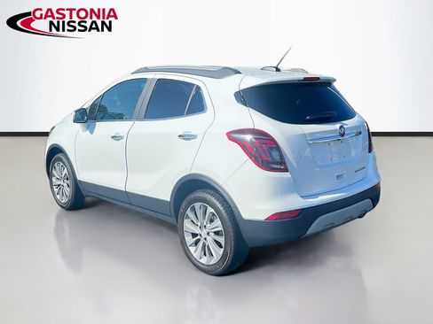 Used 2020 Buick Encore Preferred image 6