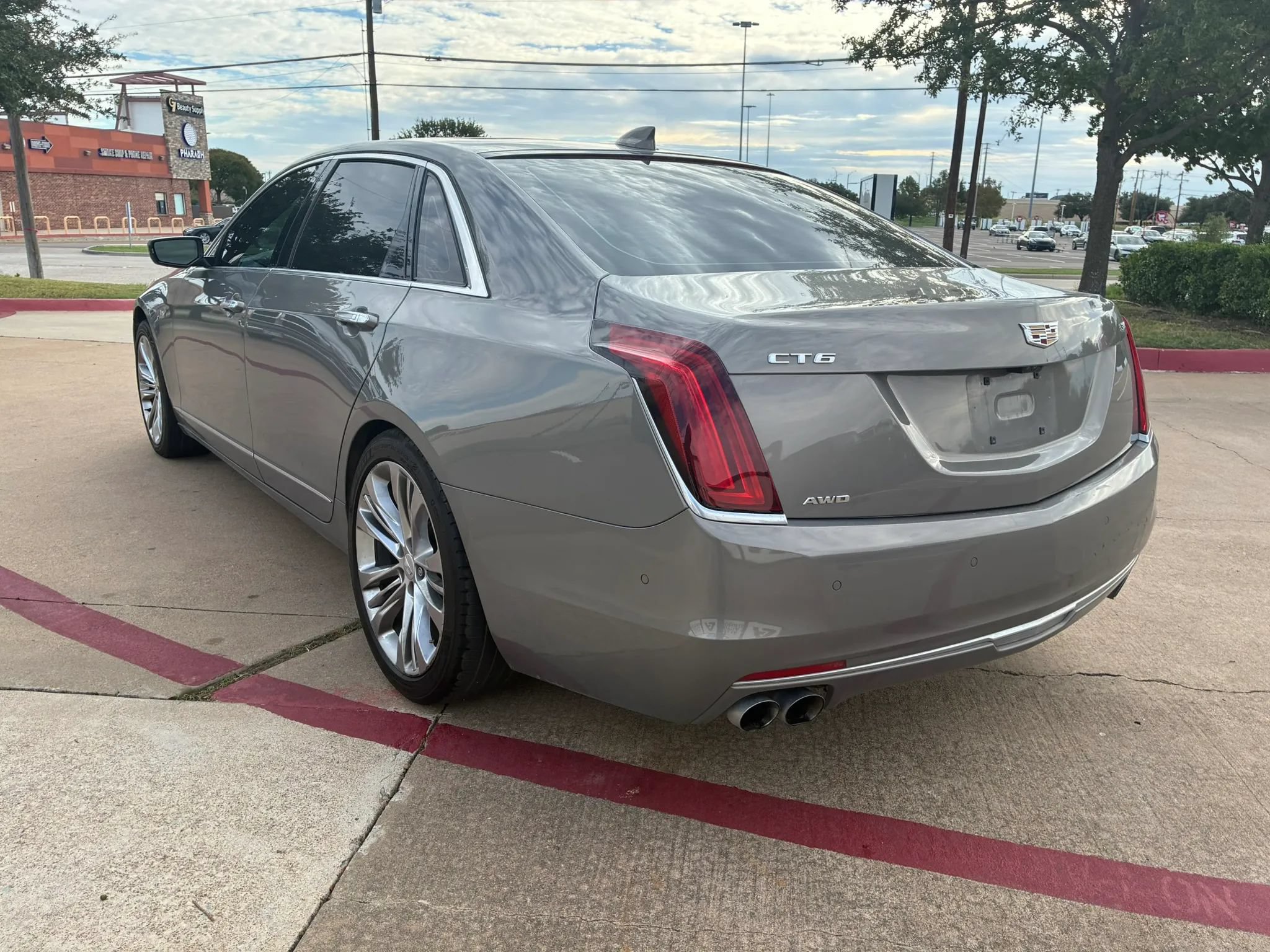 Used 2018 Cadillac CT6 Platinum AWD/4WD image 5