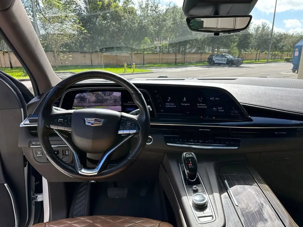 Used 2021 Cadillac Escalade ESV Sport w/ Driver Assist Tech Package RWD image 12