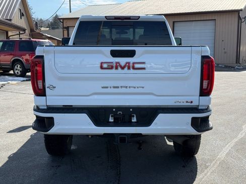 Used 2022 GMC Sierra 2500 AT4 w/ AT4 Preferred Package image 7