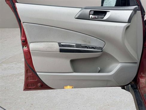 Used 2013 Subaru Forester 2.5X Premium image 15