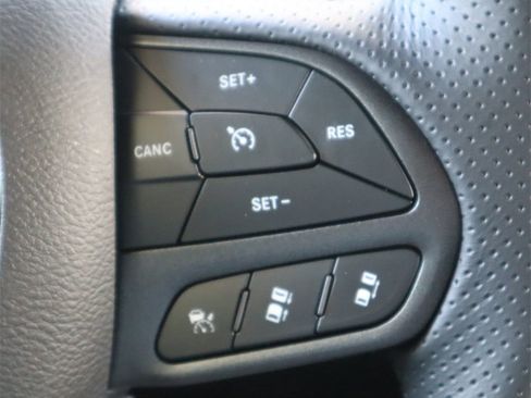 Used 2024 Dodge Durango GT image 11