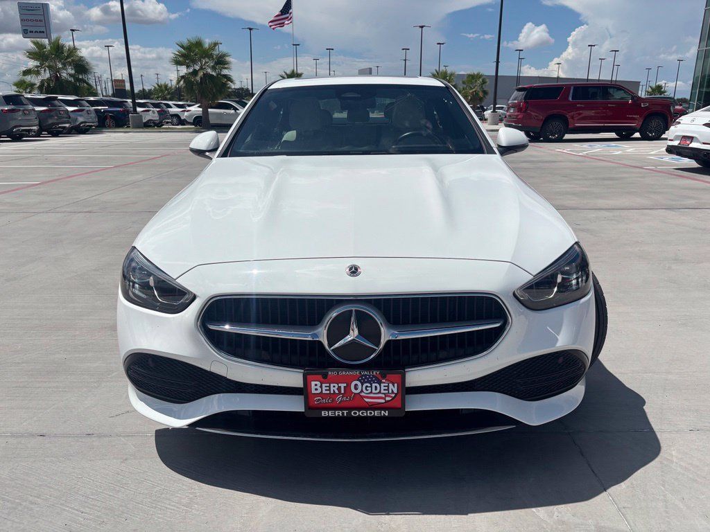 Used 2024 Mercedes-Benz C 300 Sedan image 2