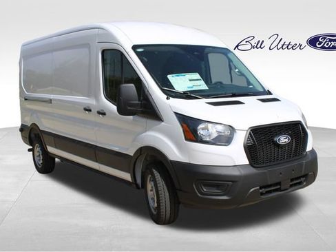 New 2026 Ford Transit 250 148 Medium Roof w/ Load Area Protection Package RWD image 2