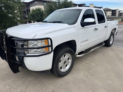 Used 2011 Chevrolet Silverado 1500 LT AWD/4WD image 31