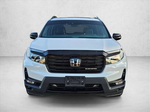 Used 2025 Honda Passport Black Edition image 2