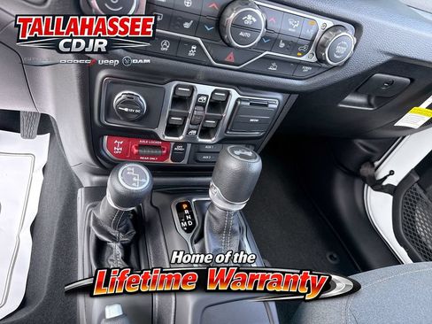 Used 2026 Jeep Wrangler Unlimited Sport AWD/4WD image 20