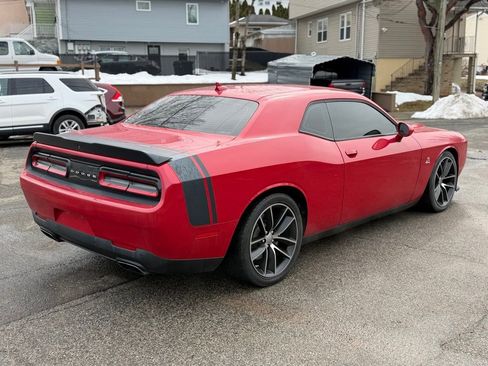 Used 2015 Dodge Challenger R/T Scat Pack w/ Leather Interior Group image 2