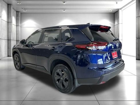 New 2026 Nissan Rogue SV w/ Cold Weather Package AWD/4WD image 6