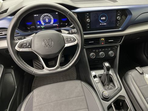 Used 2022 Volkswagen Taos SE AWD/4WD image 12