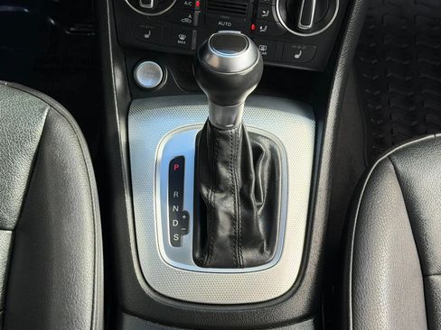 Used 2016 Audi Q3 2.0T Premium Plus FWD image 31