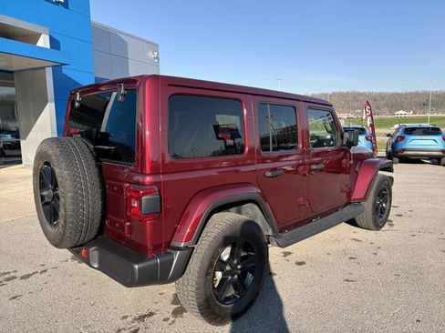 Used 2021 Jeep Wrangler Unlimited Sahara image 4