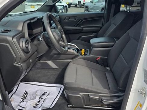 Used 2023 Chevrolet Colorado Trail Boss w/ Advanced Trailering Package image 11