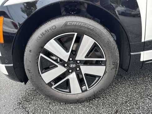 New 2026 Hyundai Ioniq 9 SEL image 11