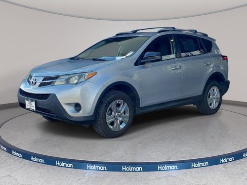 Used 2015 Toyota RAV4 LE AWD/4WD image 1