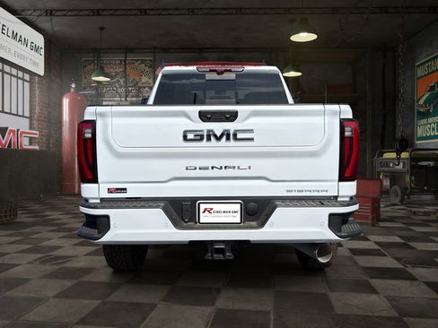 New 2026 GMC Sierra 2500 Denali Ultimate AWD/4WD image 4