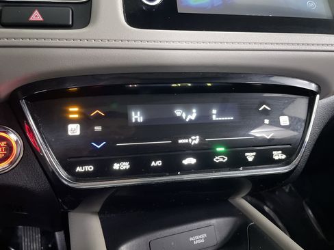 Used 2020 Honda HR-V EX image 16