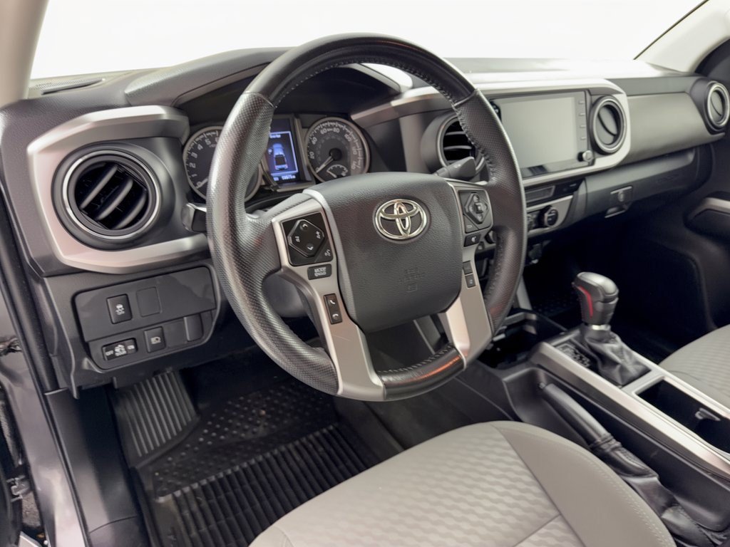 Used 2023 Toyota Tacoma SR5 RWD image 4