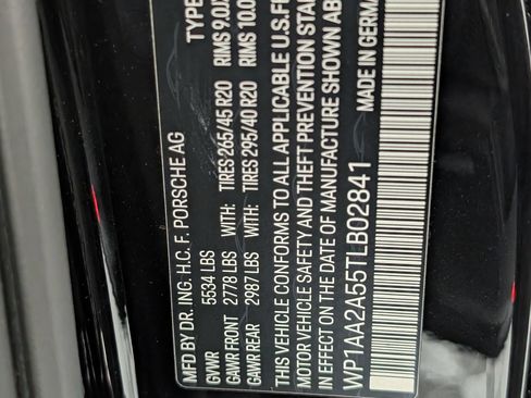 Used 2026 Porsche Macan AWD/4WD image 28