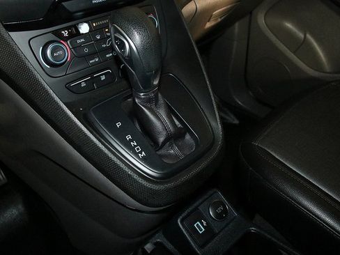 Used 2019 Ford Transit Connect XL image 20