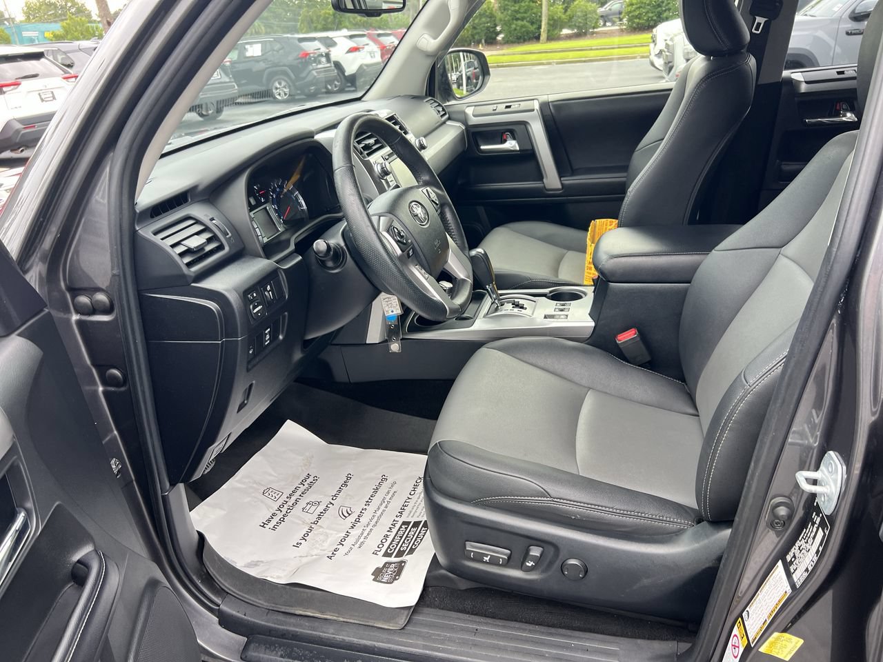 Used 2019 Toyota 4Runner SR5 Premium AWD/4WD image 16